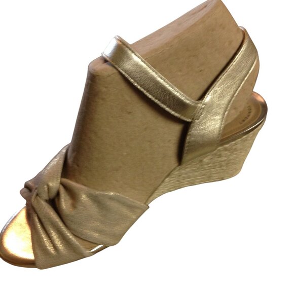 Clarks Margee Beth Wedge Sandal in Natural 9W NWT (Note on Color) - Picture 8 of 9